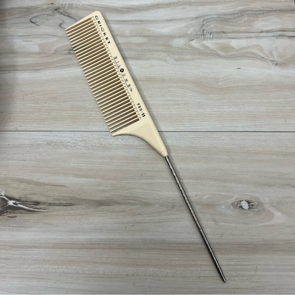 Cricket Silkomb Pro-55 Rattail Comb for Hair Precision Styling Tool
